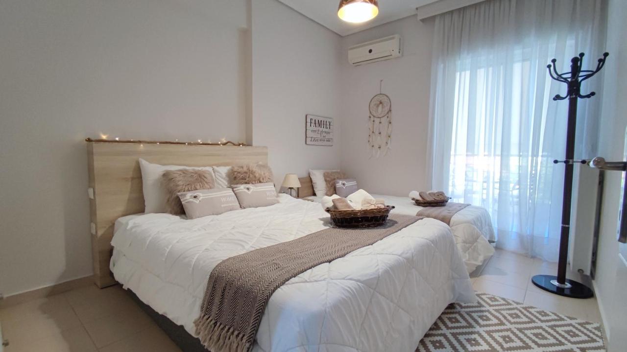 Rock & Roll 2 - Modern Apartment In Trikala Экстерьер фото
