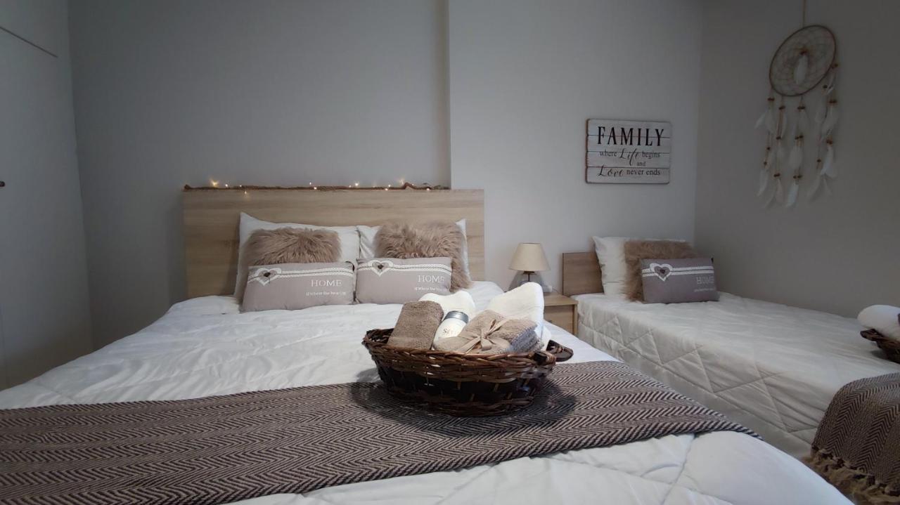 Rock & Roll 2 - Modern Apartment In Trikala Экстерьер фото