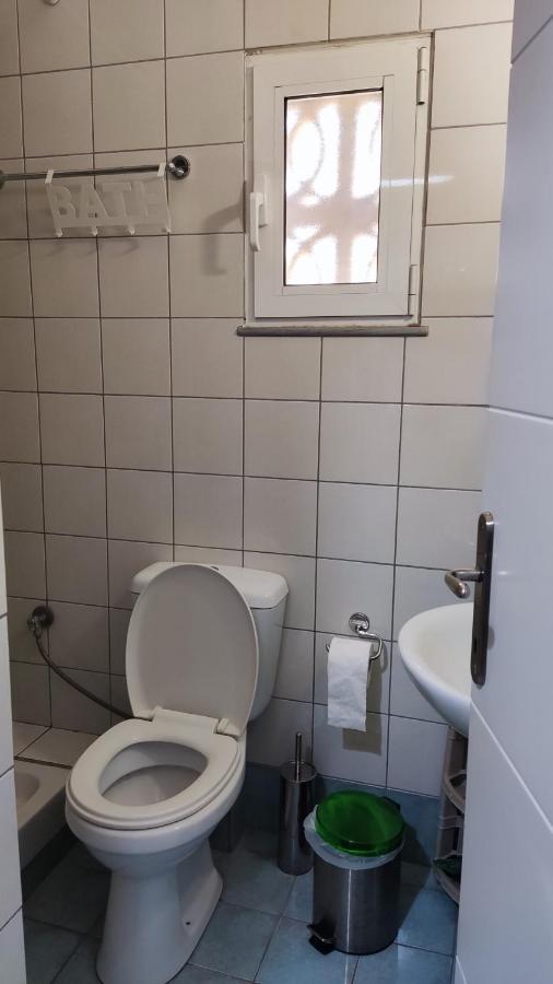 Rock & Roll 2 - Modern Apartment In Trikala Экстерьер фото