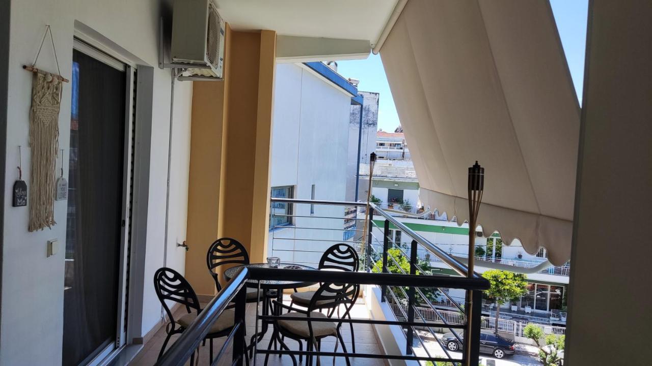 Rock & Roll 2 - Modern Apartment In Trikala Экстерьер фото