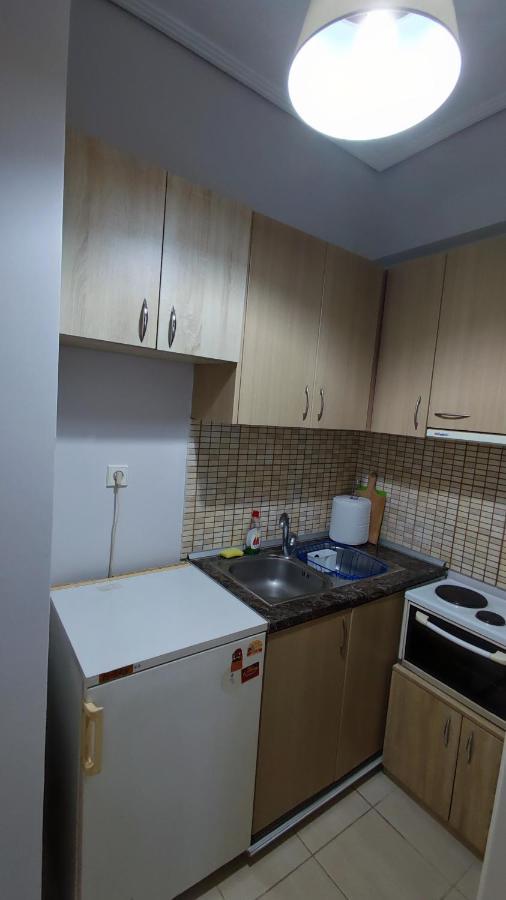 Rock & Roll 2 - Modern Apartment In Trikala Экстерьер фото